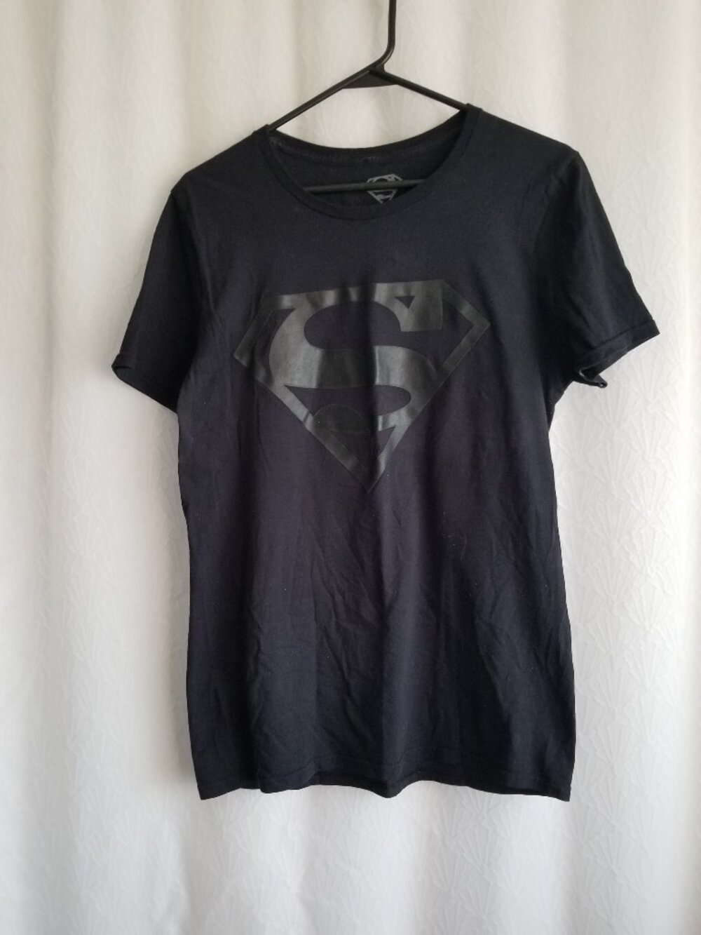 DC Comics Black Superman T Shiret Silver Graphic Size M